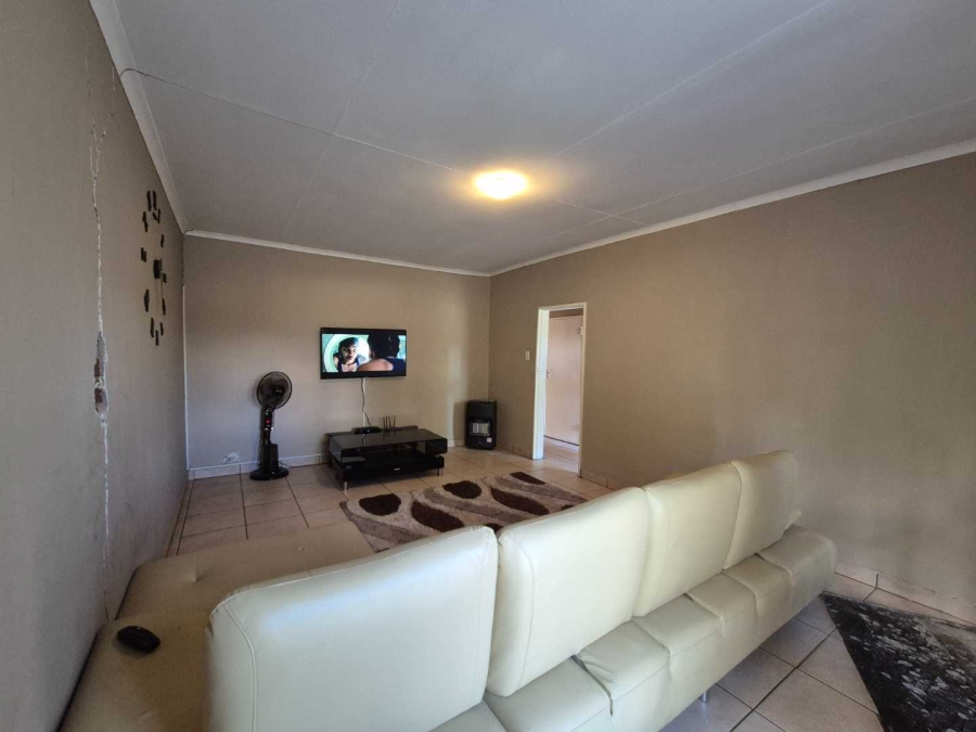 4 Bedroom Property for Sale in Noordhoek Free State